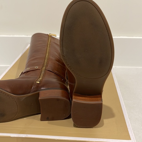 Michael Kors Heather Boot - Picture 6 of 6